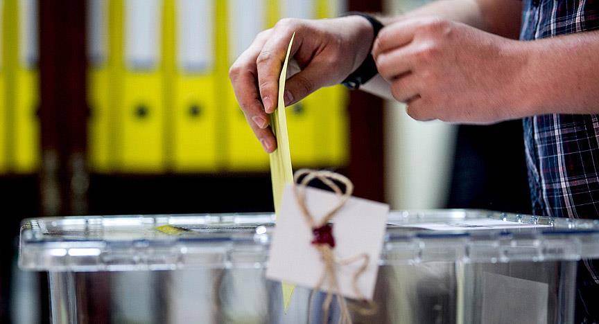 Son siyasi anket paylaşıldı: herkesi şok eden sonuçlar! O partiler kan kaybetti! 9