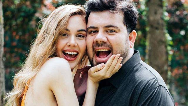 Eser Yenenler’in Sağlık Durumu Nasıl? Hastaneye Kaldırıldı! 2