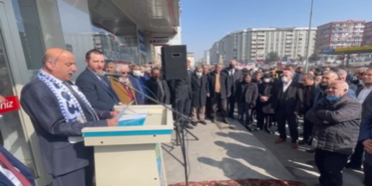 AKP ve MHP'ye büyük şok! 400 kişi istifa edip İYİ Parti'ye katıldı