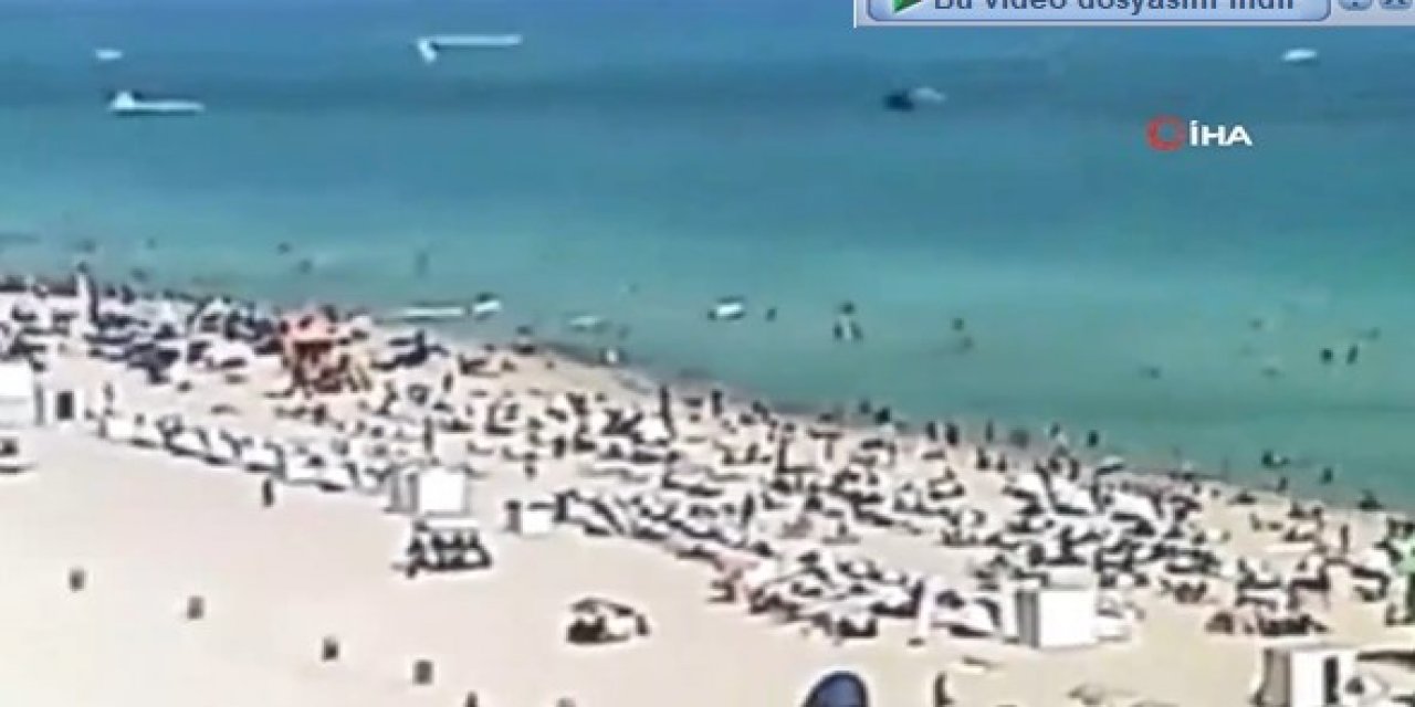 Helikopter kazası kamerada! Herkesin şaşkın bakışları arasında sahile düştü