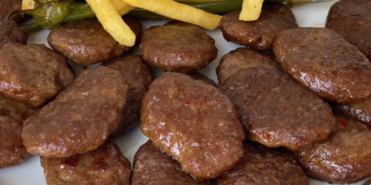 Tavada köfte kızartırken yağ çekmemesi için etkili mutfak sırları