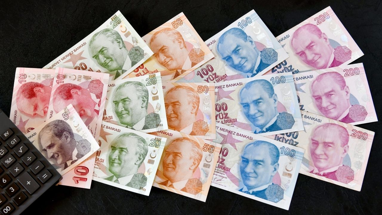 Gençler müjde: 15 bin lira anında kredi!