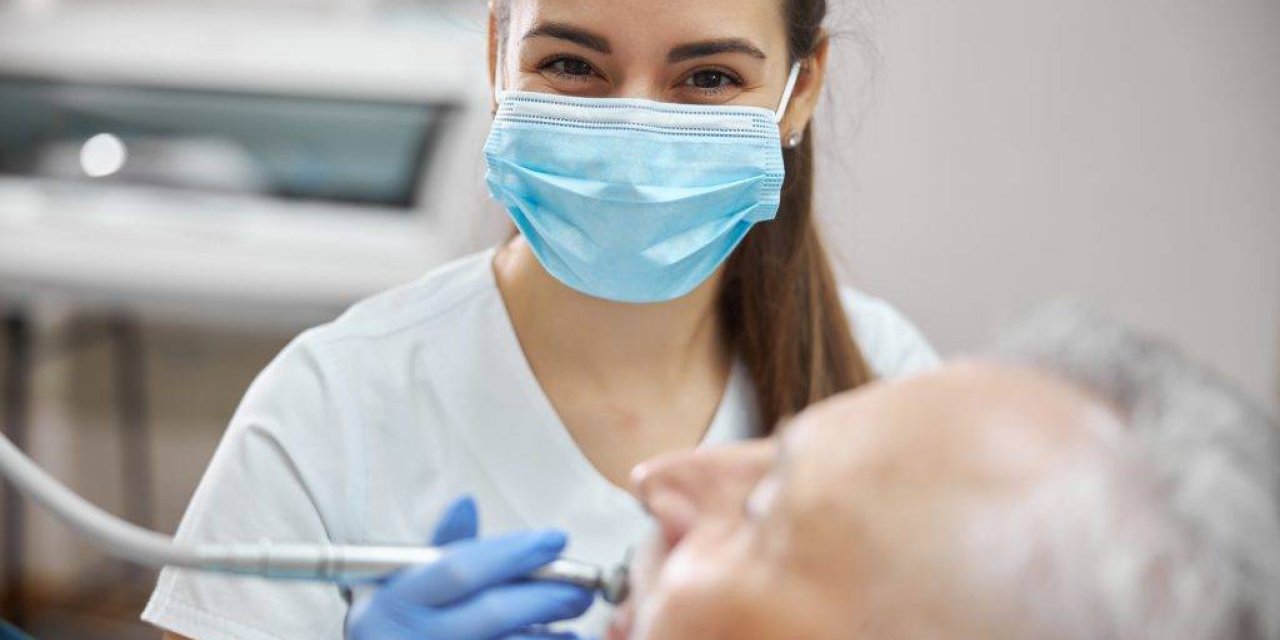 Diş Hekimleri İş Bırakıyor