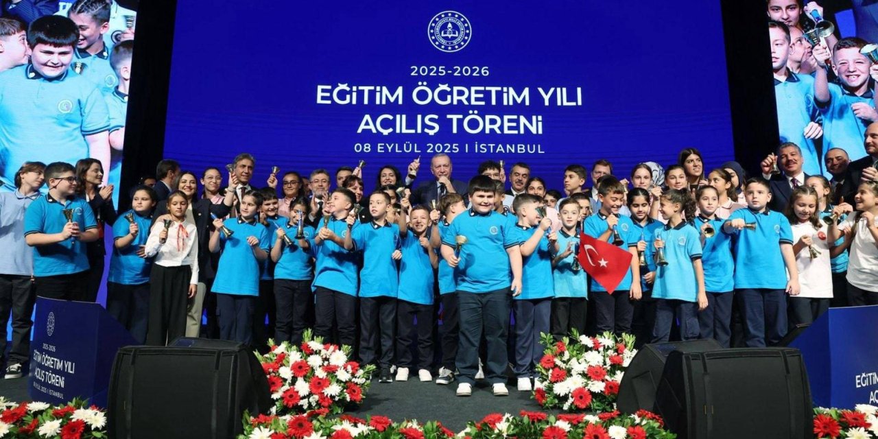 821 Bin Öğretmen Ataması