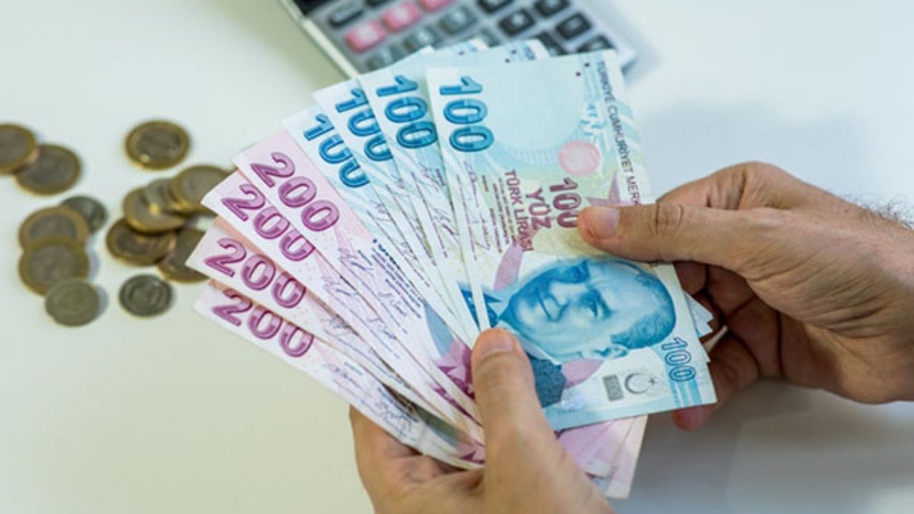 Garanti Bankasında 0,45,0,55,0,65 ve 1,55 Faiz Oranlı 75 Bin TL! Puanına Göre Kredi Al