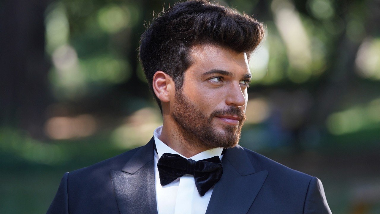 Can Yaman yeni dizisi için öyle bir şey yaptı ki
