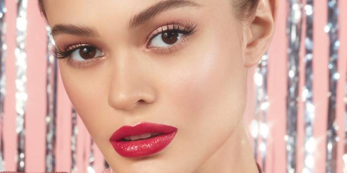 Doğru Makyaj Nedir ve Nasıl Yapılır?